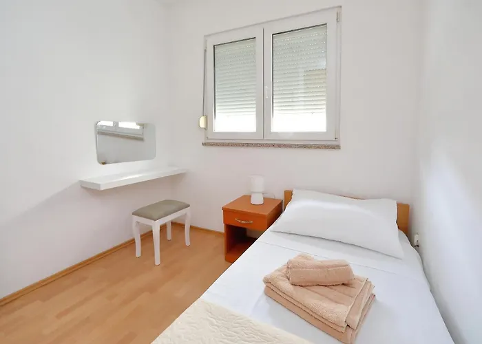 Appartamento Pepi 2 *